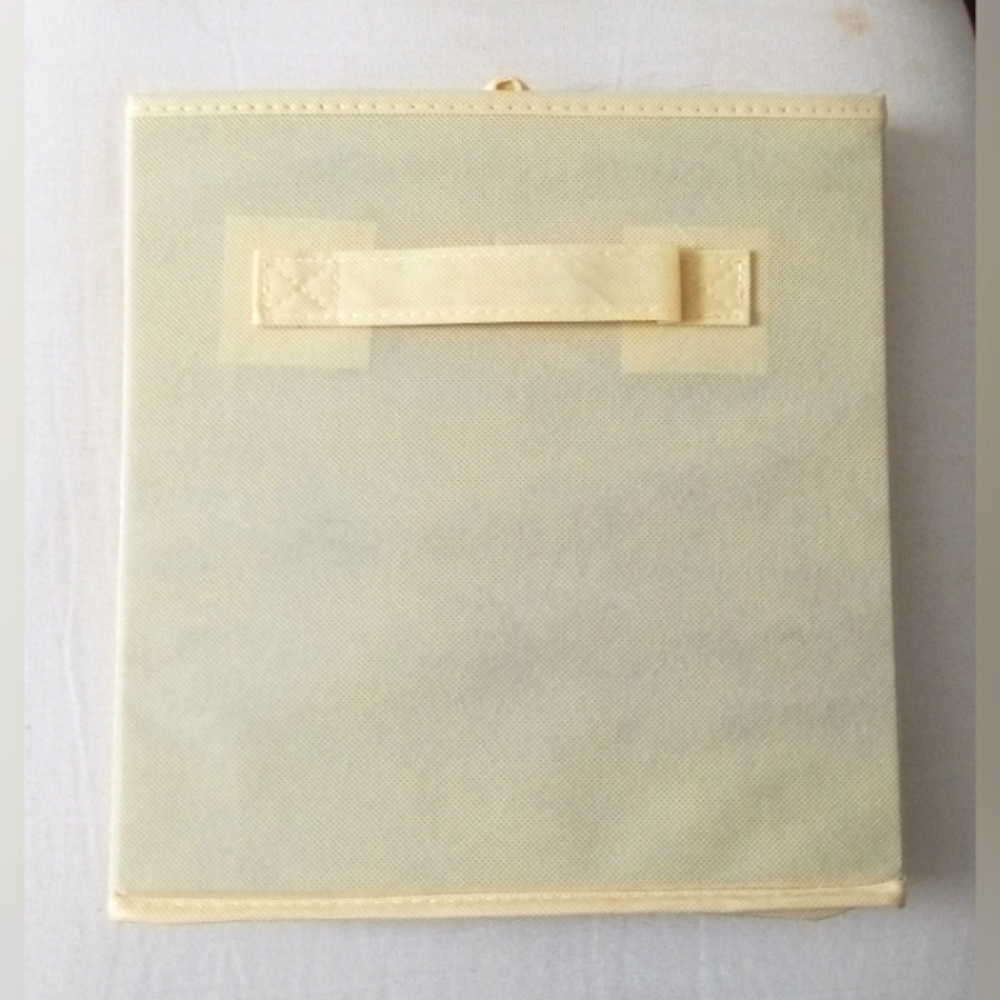 Set of 5 🌼 Light Primrose Yellow Fabric Collapsible Storage Bin - Picture 3 of 10